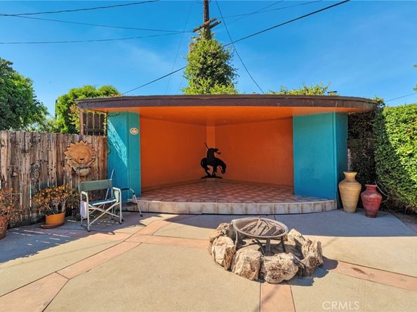 17349 Hartland Street, Van Nuys CA 91406