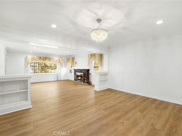 5151 West Boulevard, Los Angeles CA 90043