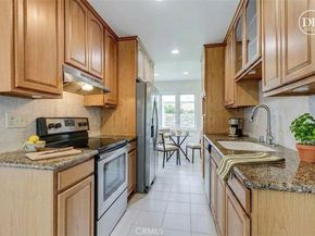 5650 Sumner Way 308, Culver City CA 90230
