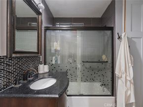 601 W Hillsdale, Inglewood CA 90302