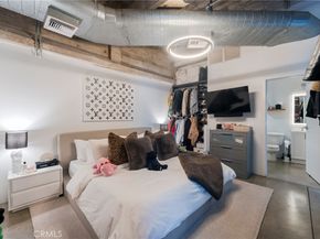 835 Locust Avenue 310, Long Beach CA 90813