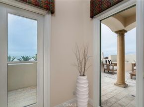 2420 The Strand, Manhattan Beach CA 90266