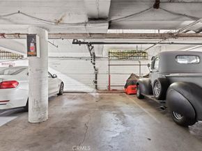 1525 N Hayworth Avenue 204, Los Angeles CA 90046