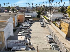 7511 S Broadway, Los Angeles CA 90003