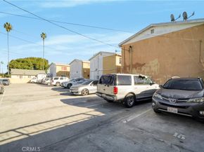 7511 S Broadway, Los Angeles CA 90003