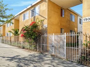 7511 S Broadway, Los Angeles CA 90003