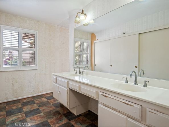 25626 1/2 Oak Street, Lomita CA 90717