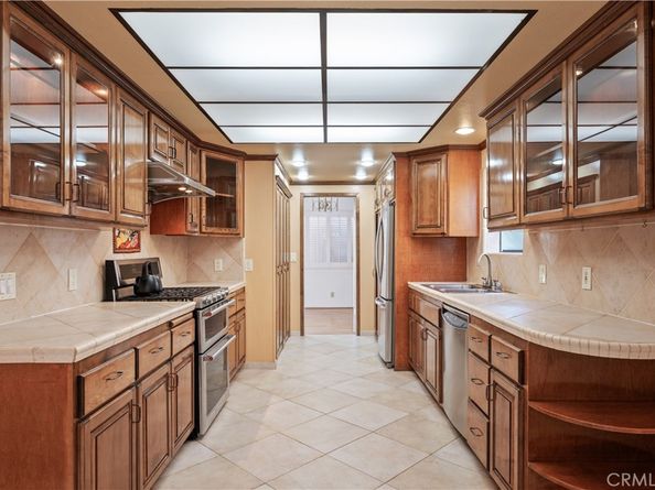 25626 1/2 Oak Street, Lomita CA 90717