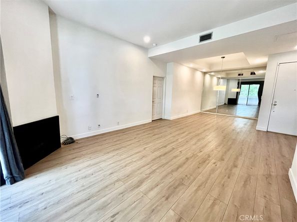 12211 Idaho Avenue 101, Los Angeles CA 90025