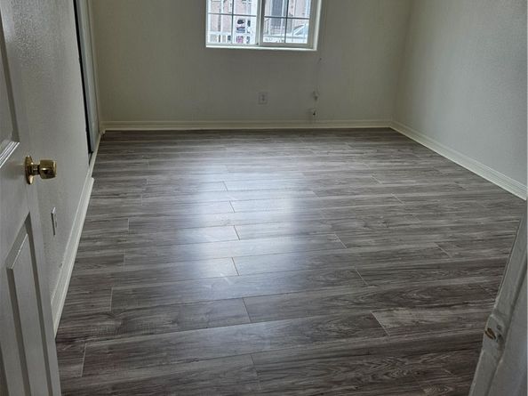 10929 Compton Avenue, Los Angeles CA 90059