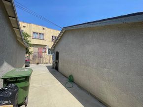 939 S Lorena Street, Los Angeles CA 90023