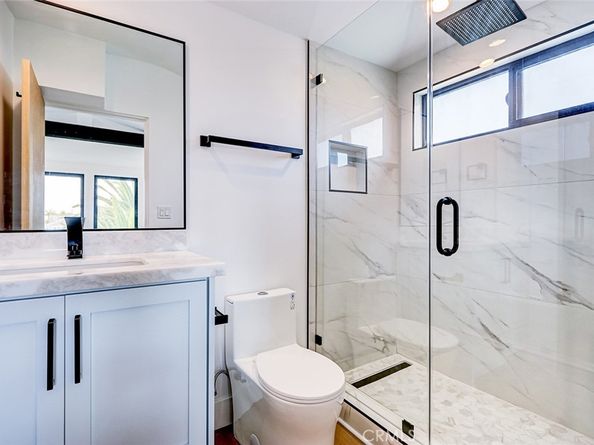 2604 Grant Avenue C, Redondo Beach CA 90278
