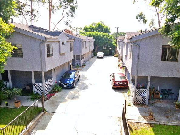 370 E Hillsdale Street, Inglewood CA 90302