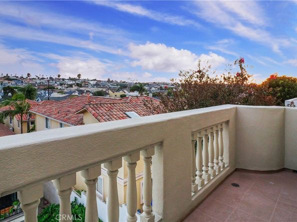 2020 Clark Lane B, Redondo Beach CA 90278