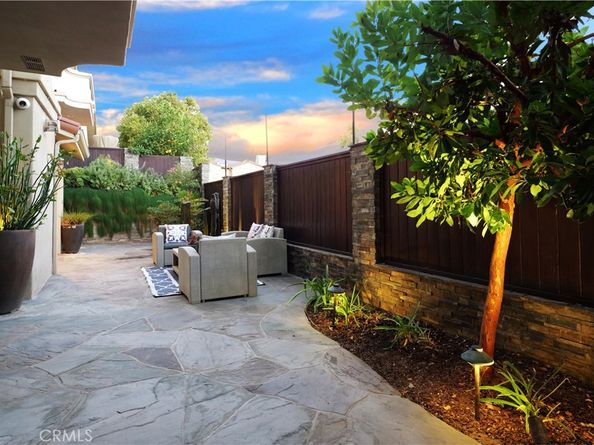 2020 Clark Lane B, Redondo Beach CA 90278