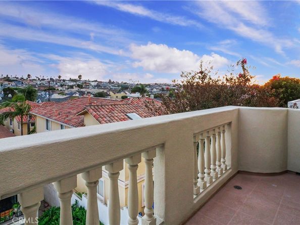 2020 Clark Lane B, Redondo Beach CA 90278