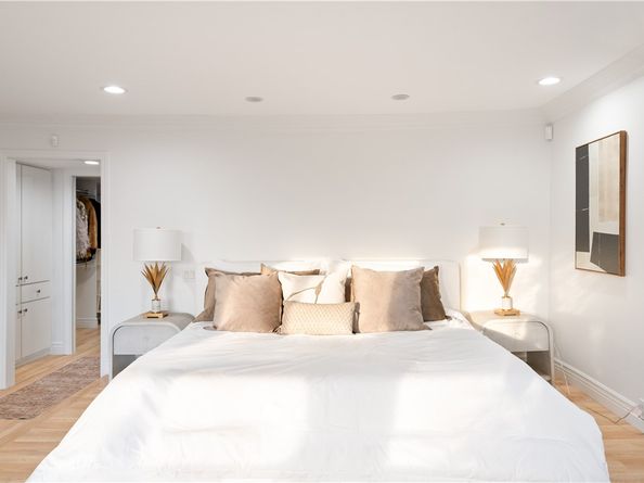 2019 Sunset Plaza Drive, Los Angeles CA 90069