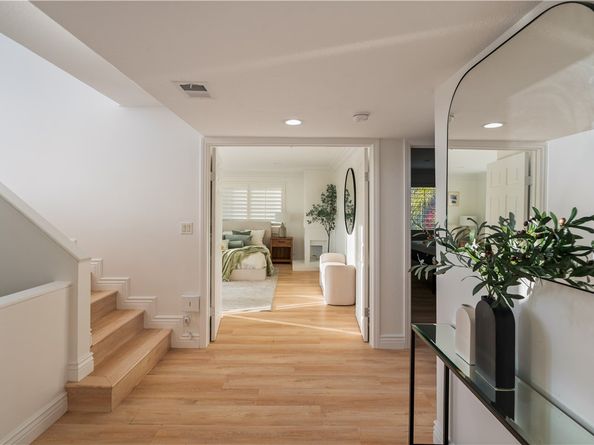 2019 Sunset Plaza Drive, Los Angeles CA 90069