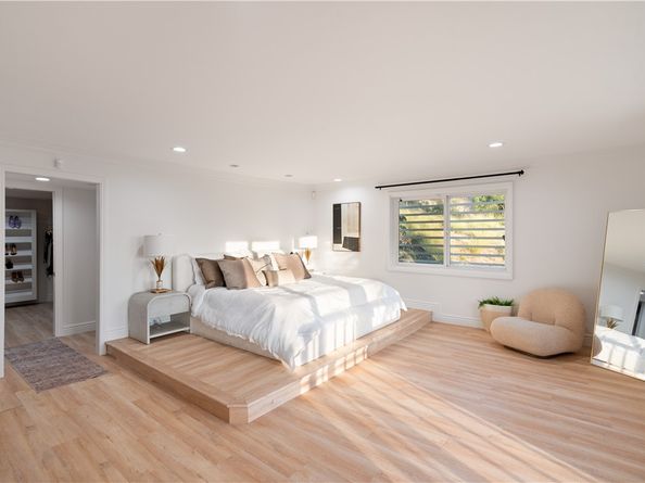 2019 Sunset Plaza Drive, Los Angeles CA 90069