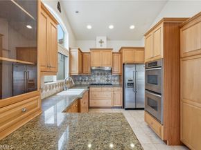 222 S Juanita Avenue A, Redondo Beach CA 90277