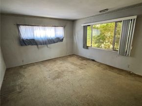 4251 Blackthorne Avenue, Long Beach CA 90808