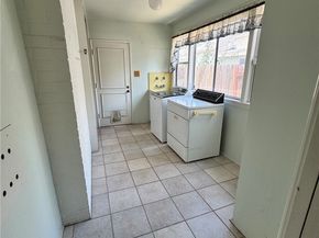 4251 Blackthorne Avenue, Long Beach CA 90808