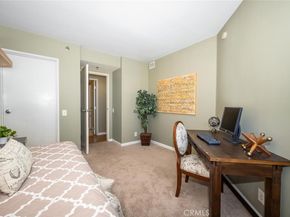 525 E Seaside Way 904, Long Beach CA 90802