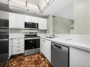 525 E Seaside Way 904, Long Beach CA 90802