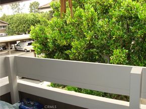 194 Streamwood, Irvine CA 92620