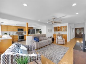9326 Cambridge, Cypress CA 90630