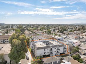 1075 E South, Long Beach CA 90805