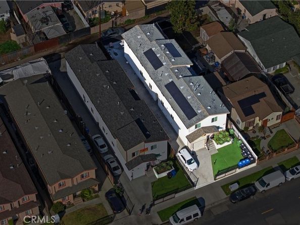 341 E 104th Street, Los Angeles CA 90003