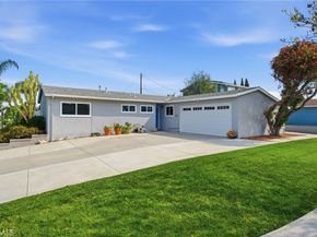 956 W Wilson St, Costa Mesa CA 92627