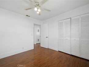 956 W Wilson St, Costa Mesa CA 92627