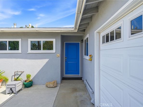 956 W Wilson St, Costa Mesa CA 92627