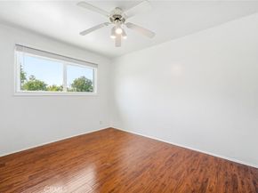 956 W Wilson St, Costa Mesa CA 92627