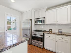 956 W Wilson St, Costa Mesa CA 92627