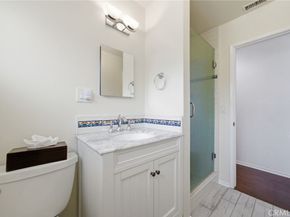 956 W Wilson St, Costa Mesa CA 92627