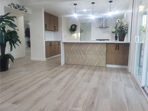 2758 W STOCkTON, Anaheim CA 92801