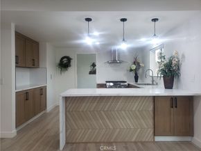 2758 W STOCkTON, Anaheim CA 92801