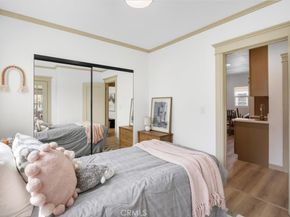 4239 S Raymond Avenue, Los Angeles CA 90037