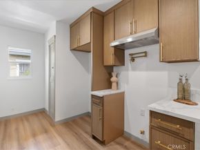4239 S Raymond Avenue, Los Angeles CA 90037