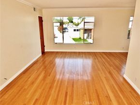 1250 E 3rd Street 7, Long Beach CA 90802