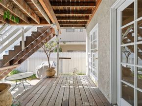 118 Roycroft Avenue, Long Beach CA 90803