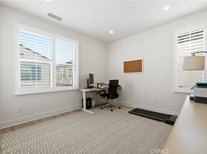 109 Fairgreen, Irvine CA 92618