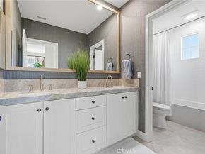 109 Fairgreen, Irvine CA 92618