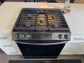 22031 Main, Carson CA 90745