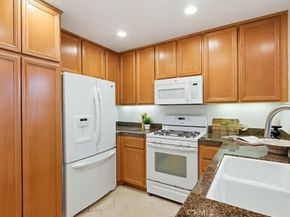 13075 Pacific Promenade 115, Playa Vista CA 90094