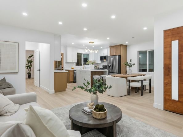 3516 Roxanne, Long Beach CA 90808