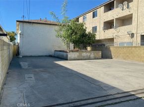 1120 Raymond Avenue, Long Beach CA 90804